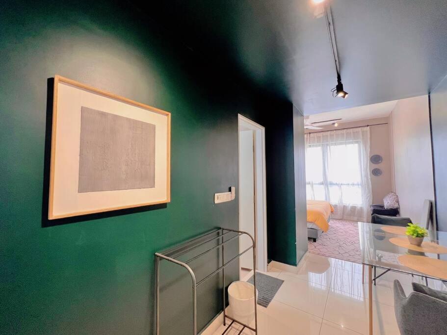 Studio Staycation D'Sara @ Linked Mrt, Near Thomson Hospital & Sungai Buloh Hospital 外观 照片